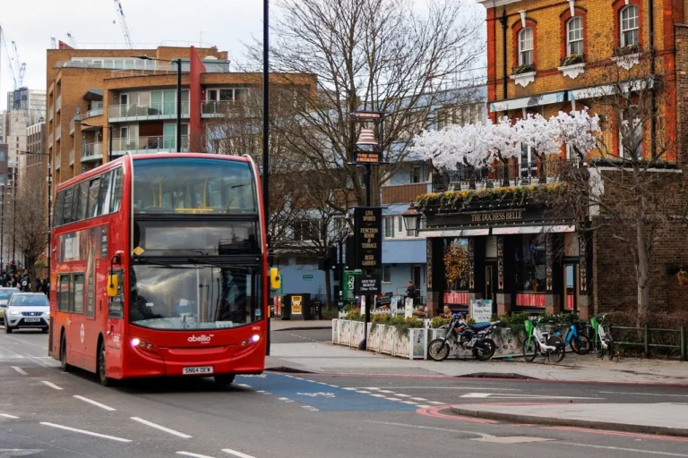 KKR Establishes $310 Million Strategic Partnership with PMI Electro to Expand Allfleet E-Bus Platform