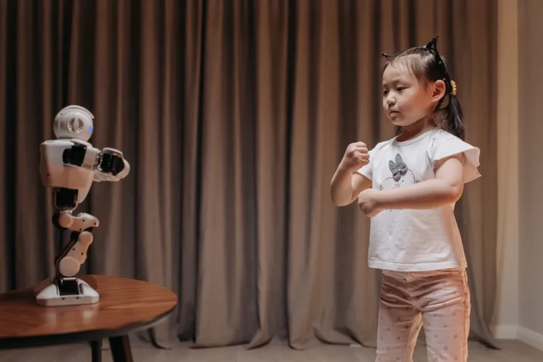 Faraday Future Founder and Co-CEO YT Jia Gives Latest Progress of the Company’s EAI Robotics Education Product Line and Education System