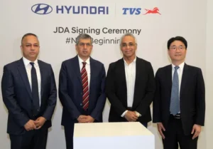Hyundai Motor and TVS Motor formalize partnership to boost the commercialization of electric tricycles in India.