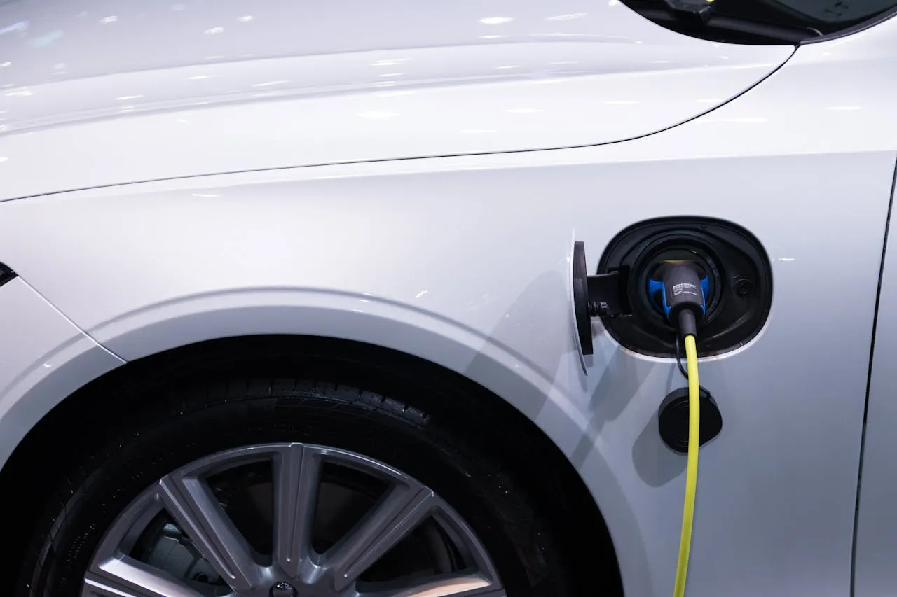 Keysight Accelerates the Future of Automotive Emergency Communications with Hybrid eCall Certification