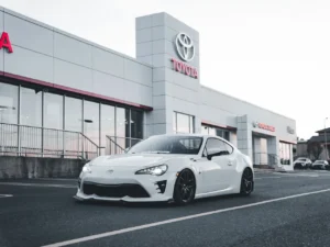 The Presidio Group Exclusively Advised AutoCanada on the Sale of Toyota of Lincolnwood to Serra Automotive