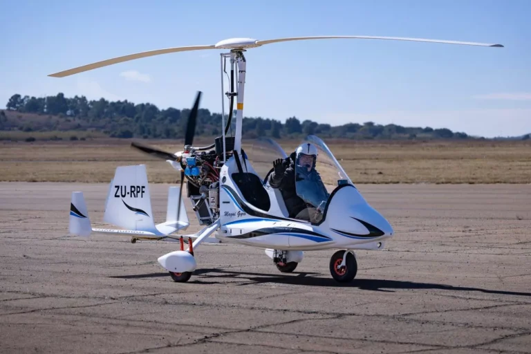 SkyDrive Unveils Full-Size eVTOL Mockup Overseas for the First Time