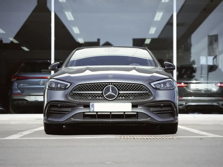 ChargePoint and Mercedes-Benz Partner to Simplify Fleet Electrification with End-to-End Charging Solutions