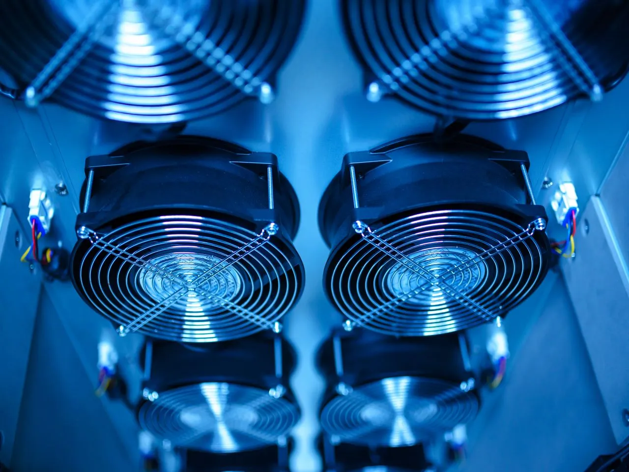 Peak+ Announces New Adiabatic Pre-Cooling Form Factor for Data Centers