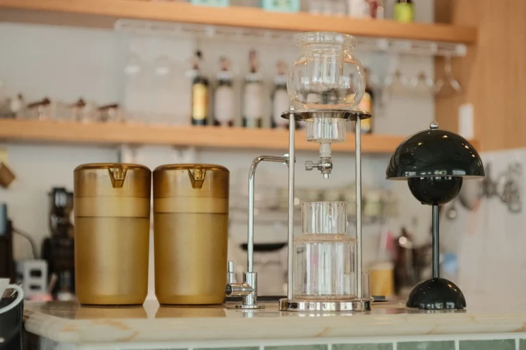 Japanese Heatproof Glass Maker HARIO Introduces Two New Designs of Its Wine Bottle-Shaped Cold-Brew Bottle in the U.S. Market